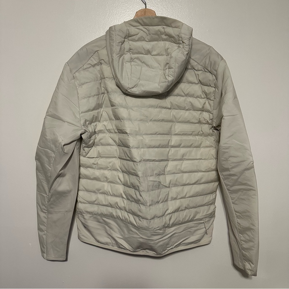 NWOT Lululemon Down for It All Hoodie - Picture 5 of 11